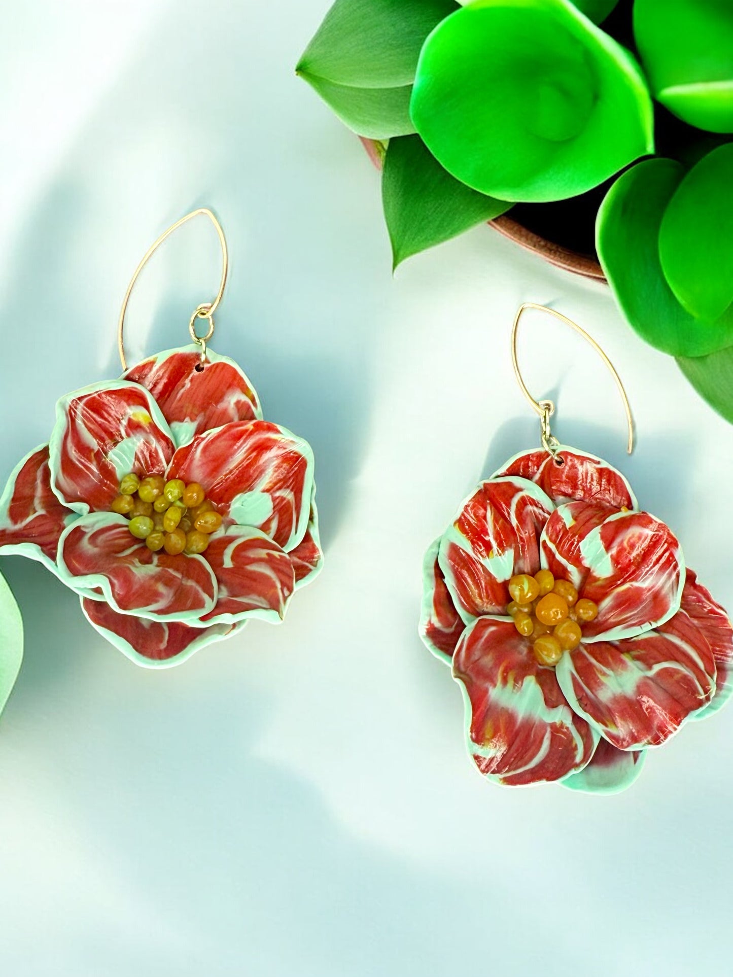 Dahlia Dangles