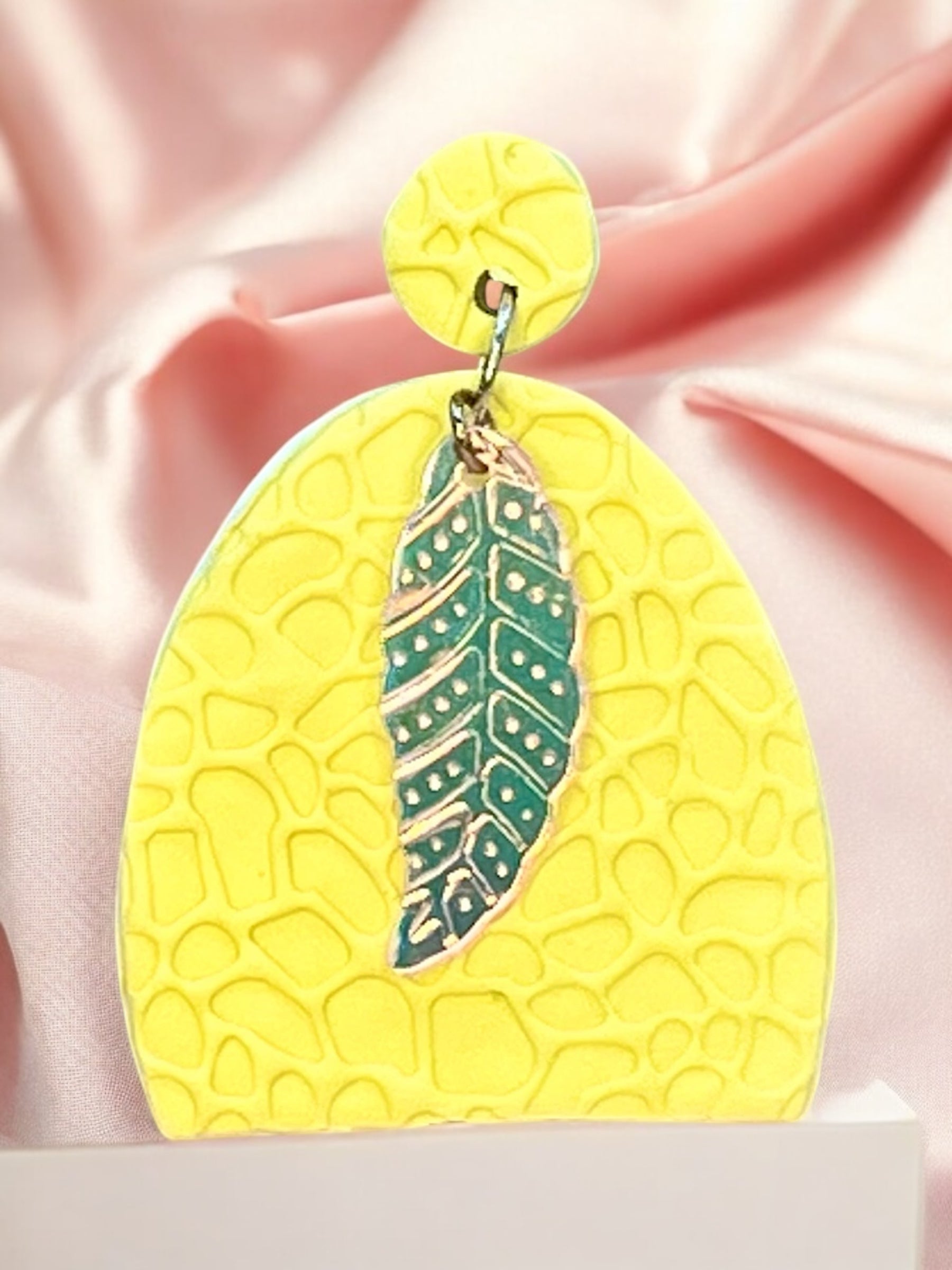 Holographic Feathers Earrings