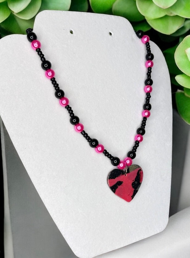Bold Heart Camo Necklace