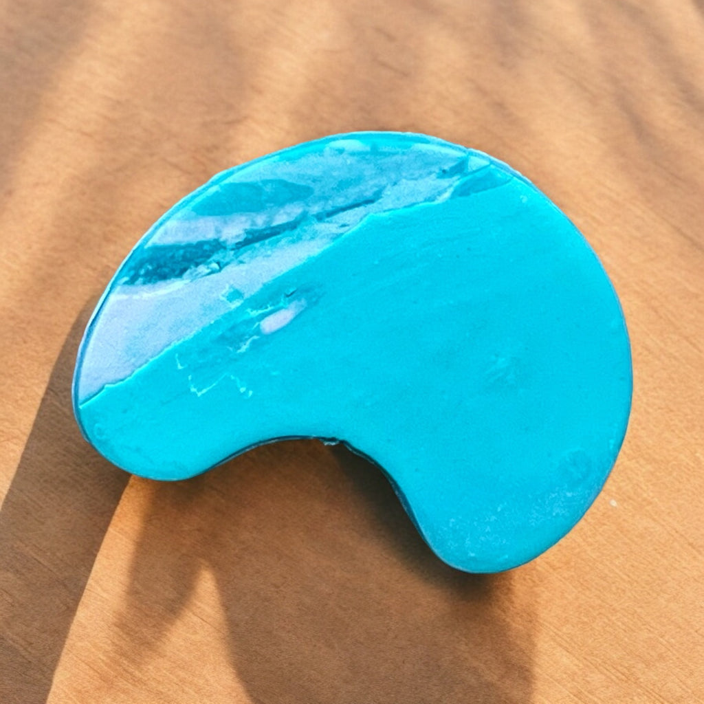 Swirl with Green Studs