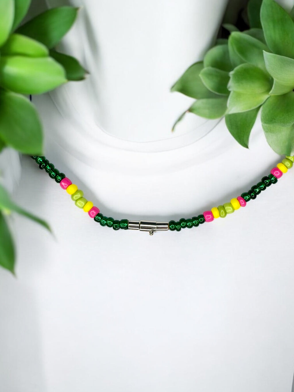 Daisy Beaded Necklace