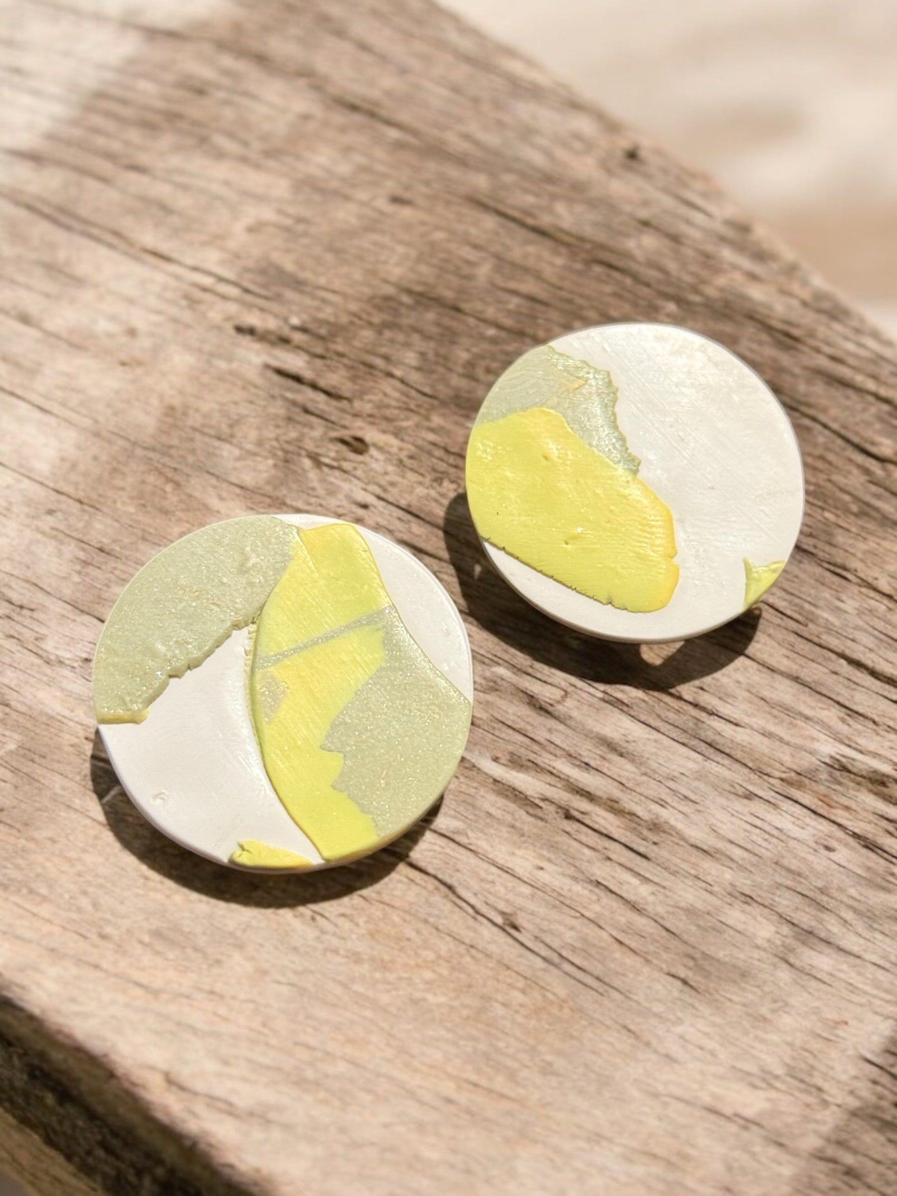 Gray Me Up In Yellow Studs