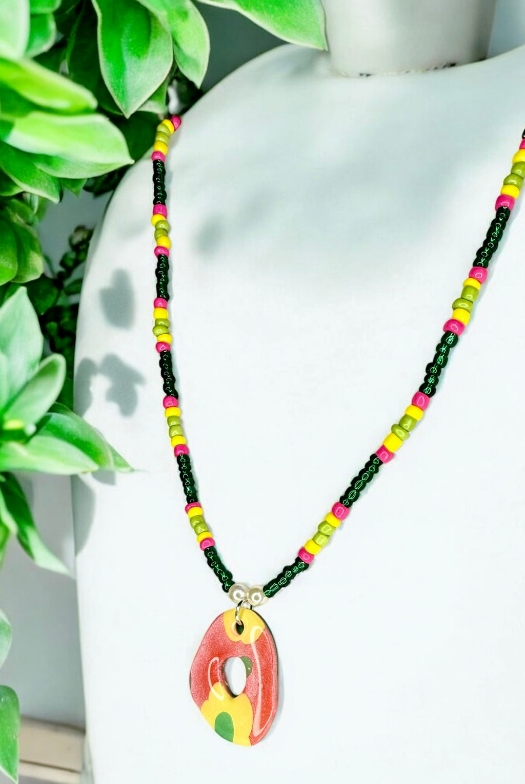 Daisy Beaded Necklace