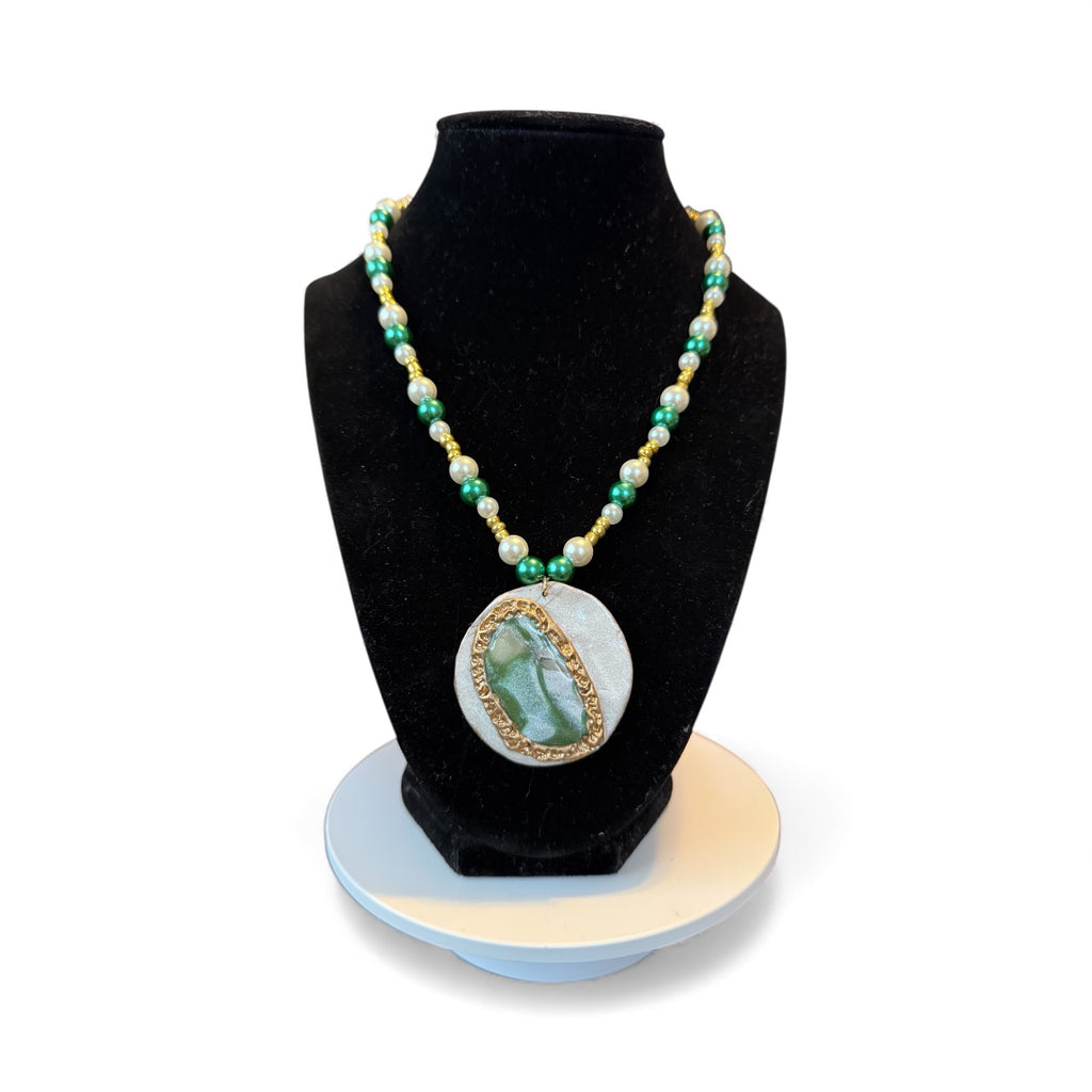 White Green Pearl Necklace