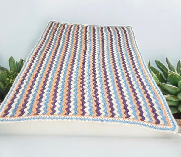 Pastel Shell Crochet Blanket – Full Size